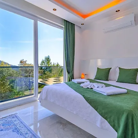 2 Bedroom Luxury - Private Garden And Pool