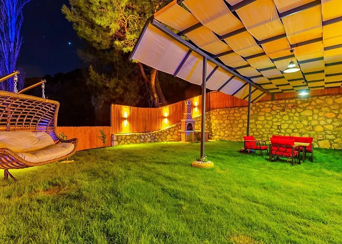 2 Bedroom Luxury - Private Garden And Pool