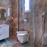 2 Bedroom Luxury - Private Garden And Pool * Kalkan